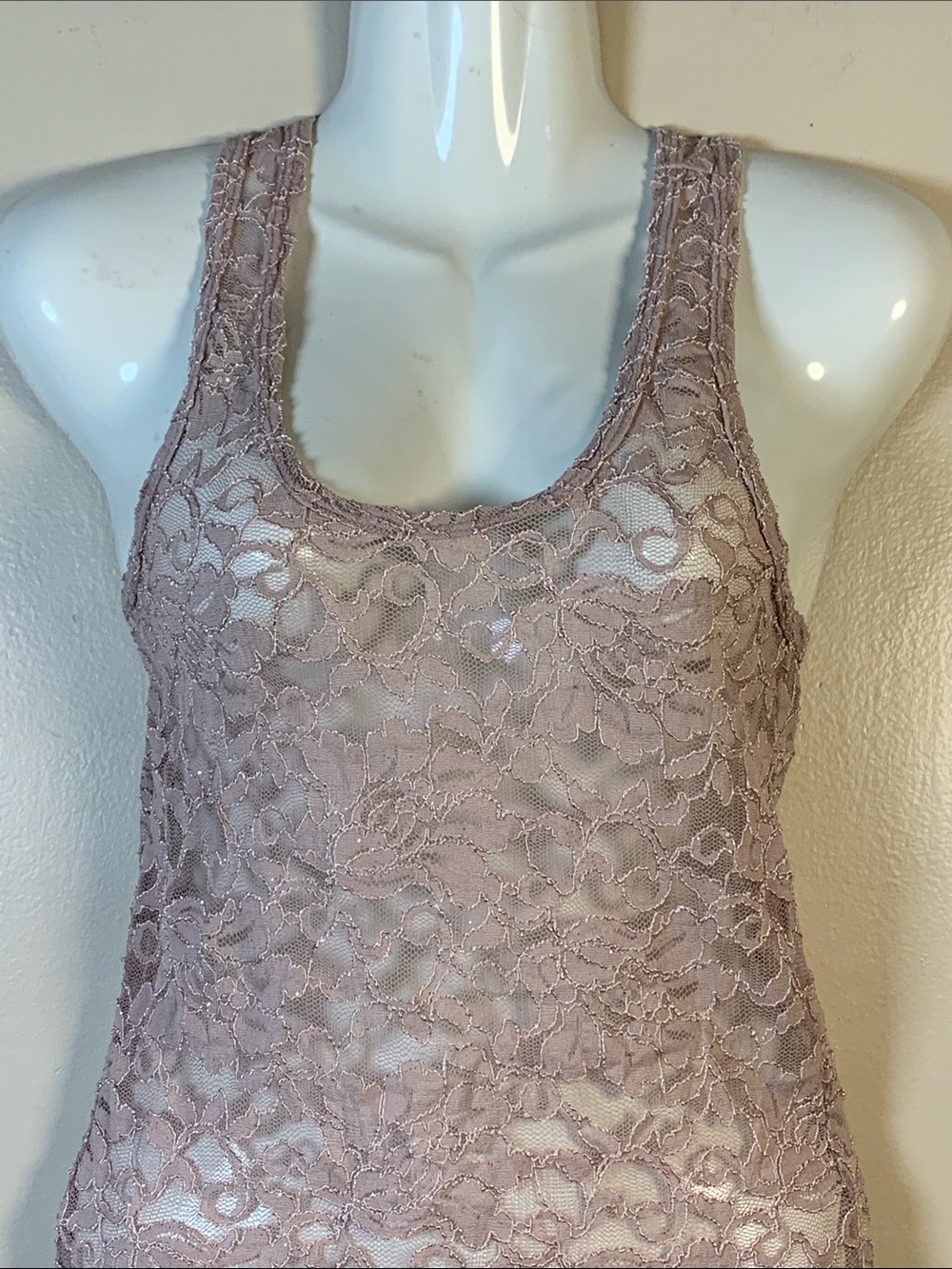 BKE Lace Racerback Tank Top - Dusty Rose Blush Size Small whimsy romantic lace